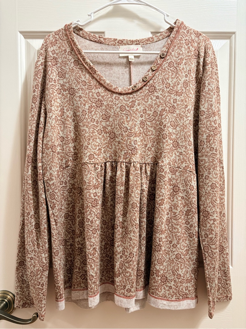 Cozy Paisley Peplum Long-Sleeve Top - L